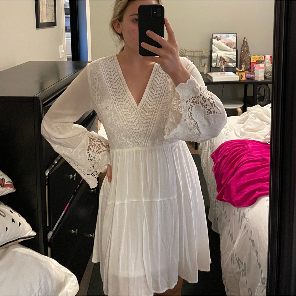 Alter’d State Mini white flowy dress with lace detailing